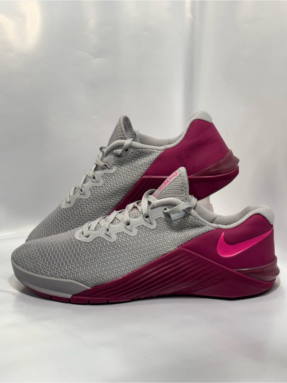 Nike Metcon 5 Women's Size 8.5 Atmosphere Grey Pink Blast Training AO2982-061